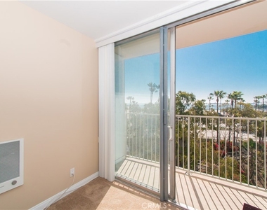 700 E Ocean Boulevard - Photo Thumbnail 22