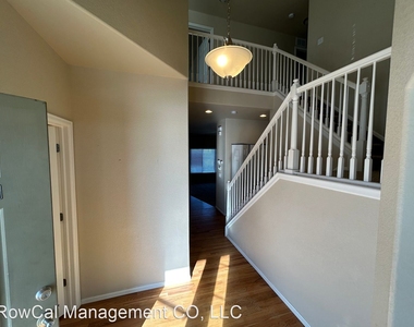 10404 Deer Meadow Circle - Photo Thumbnail 4