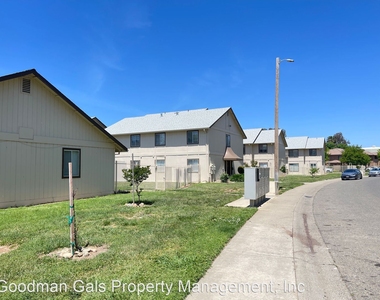 1700 Ellis Lake Dr - Photo Thumbnail 10