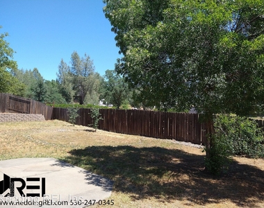 1225 Nighthawk Ln - Photo Thumbnail 11