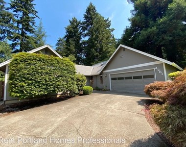 4261 Chapman Way - Photo Thumbnail 0