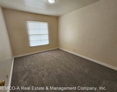 802 Raymond Ave. - Photo Thumbnail 10