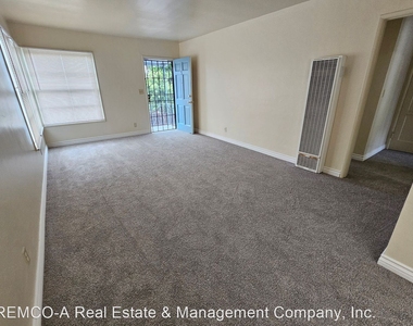 802 Raymond Ave. - Photo Thumbnail 3