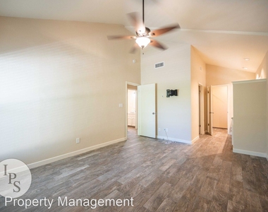 5740 N Monte Ave Apt #1 - Photo Thumbnail 12