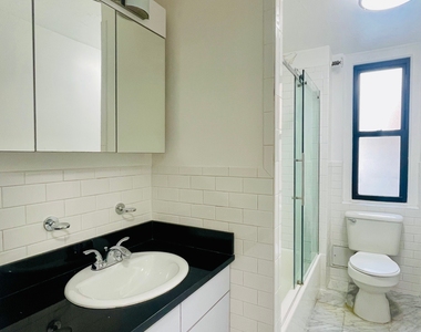 137 East 38th Street - Photo Thumbnail 14