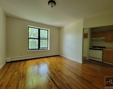 62 Stuyvesant Avenue - Photo Thumbnail 0