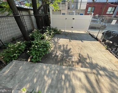 2238 N Park Ave - Photo Thumbnail 17