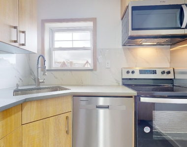 85-13 68th Avenue - Photo Thumbnail 8