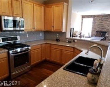 4273 Agosta Luna Place - Photo Thumbnail 15