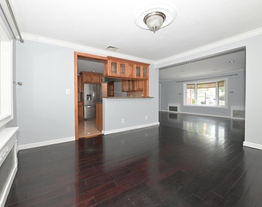 1656 Putney Road - Photo Thumbnail 8