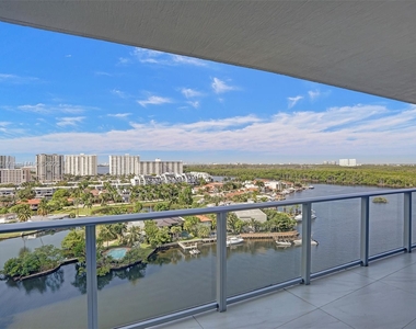 330 Sunny Isles Blvd - Photo Thumbnail 25