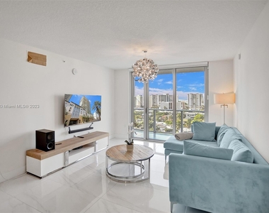 330 Sunny Isles Blvd - Photo Thumbnail 6