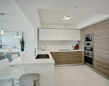 330 Sunny Isles Blvd - Photo Thumbnail 3