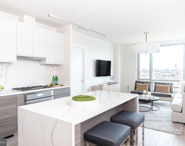 1331 Maryland Ave Sw - Photo Thumbnail 6