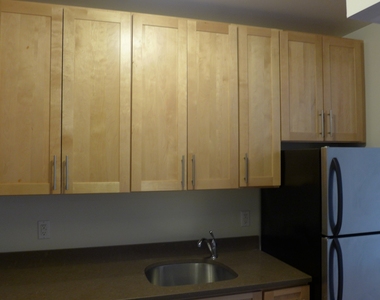 444 East 88th Street - Photo Thumbnail 8
