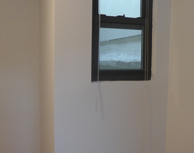 444 East 88th Street - Photo Thumbnail 15