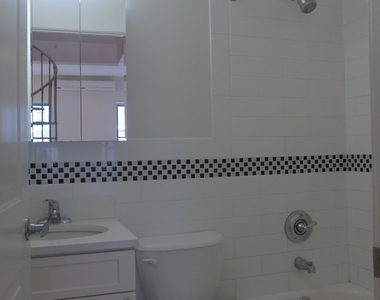 444 East 88th Street - Photo Thumbnail 6