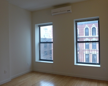 444 East 88th Street - Photo Thumbnail 3