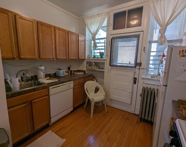 2314 W Wilson Avenue - Photo Thumbnail 3