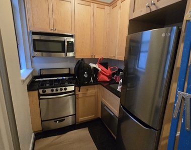 123 East 82nd Street - Photo Thumbnail 2