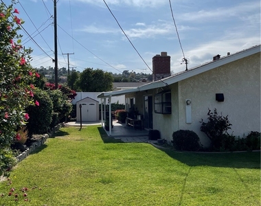 1934 Galerita Drive - Photo Thumbnail 8