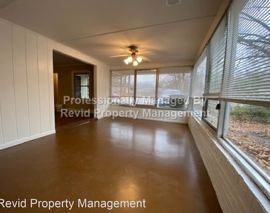 1202 S. Perkins - Photo Thumbnail 22