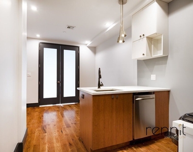 174 Knickerbocker Avenue - Photo Thumbnail 10