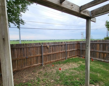 1204 Burkshire Terrace - Photo Thumbnail 13