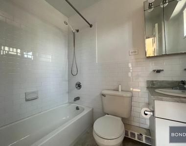 401 East 88th Street - Photo Thumbnail 15