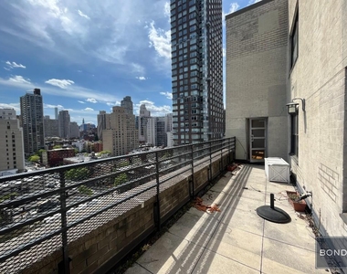 401 East 88th Street - Photo Thumbnail 7