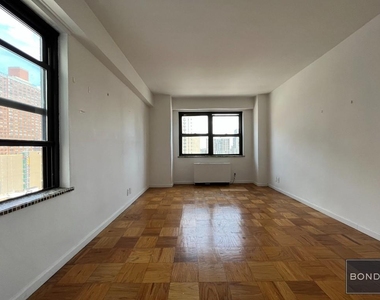 401 East 88th Street - Photo Thumbnail 11