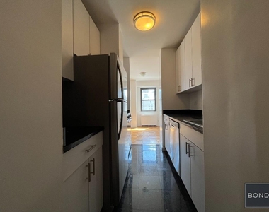 401 East 88th Street - Photo Thumbnail 4