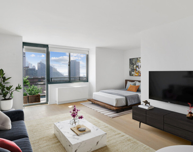 200 West 60th Street - Photo Thumbnail 2