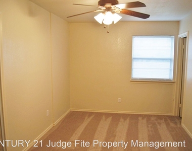 742 Rolling Ridge Lane - Photo Thumbnail 5