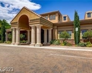 2312 Malaga Peak Street - Photo Thumbnail 22