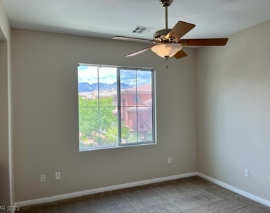 2312 Malaga Peak Street - Photo Thumbnail 13