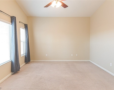 4365 Valley Quail Way - Photo Thumbnail 19