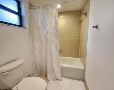 11863 Wimbledon Circle - Photo Thumbnail 47