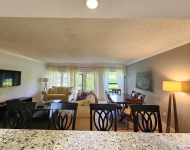 11863 Wimbledon Circle - Photo Thumbnail 28