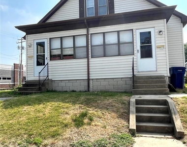 1002 Freeburg Avenue - Photo Thumbnail 0