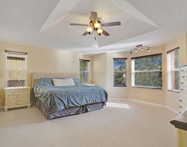 1427 Briar Oak Drive - Photo Thumbnail 7