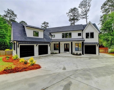 4056 Ashford Dunwoody Road Ne - Photo Thumbnail 2