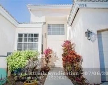 1058 Sw 104th Way - Photo Thumbnail 2