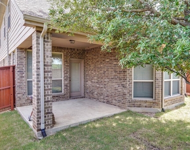 731 Kirby Drive - Photo Thumbnail 17