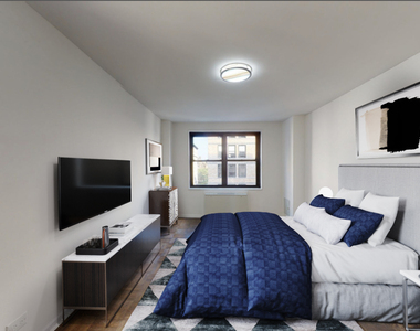 96 5th Avenue - Photo Thumbnail 3