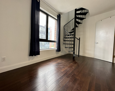 1058 Bedford Avenue - Photo Thumbnail 9