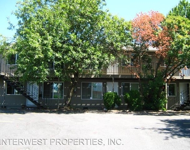 4440-4450 Se 26th Ave - Photo Thumbnail 0