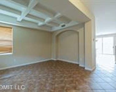 7265 West Gardenia Avenue - Photo Thumbnail 2