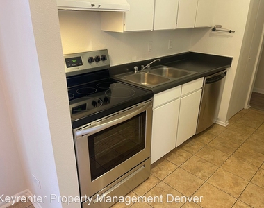 3323 S Monaco Pkwy Unit A - Photo Thumbnail 40