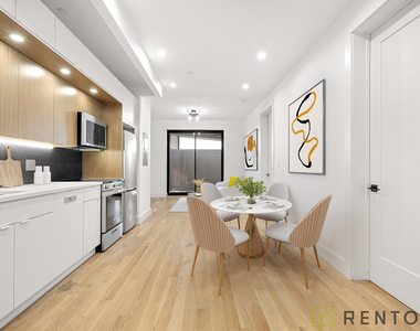 494 Manhattan Avenue - Photo Thumbnail 1